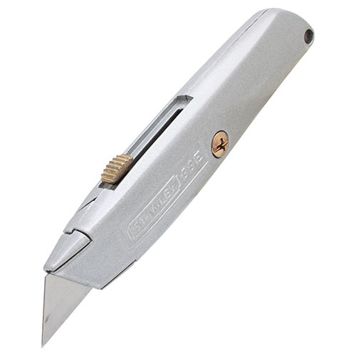 Main 1 - UTILITY KNIFE RETRACTABLE HEAVY
DUTY 6IN GRAY STRAIGHT -